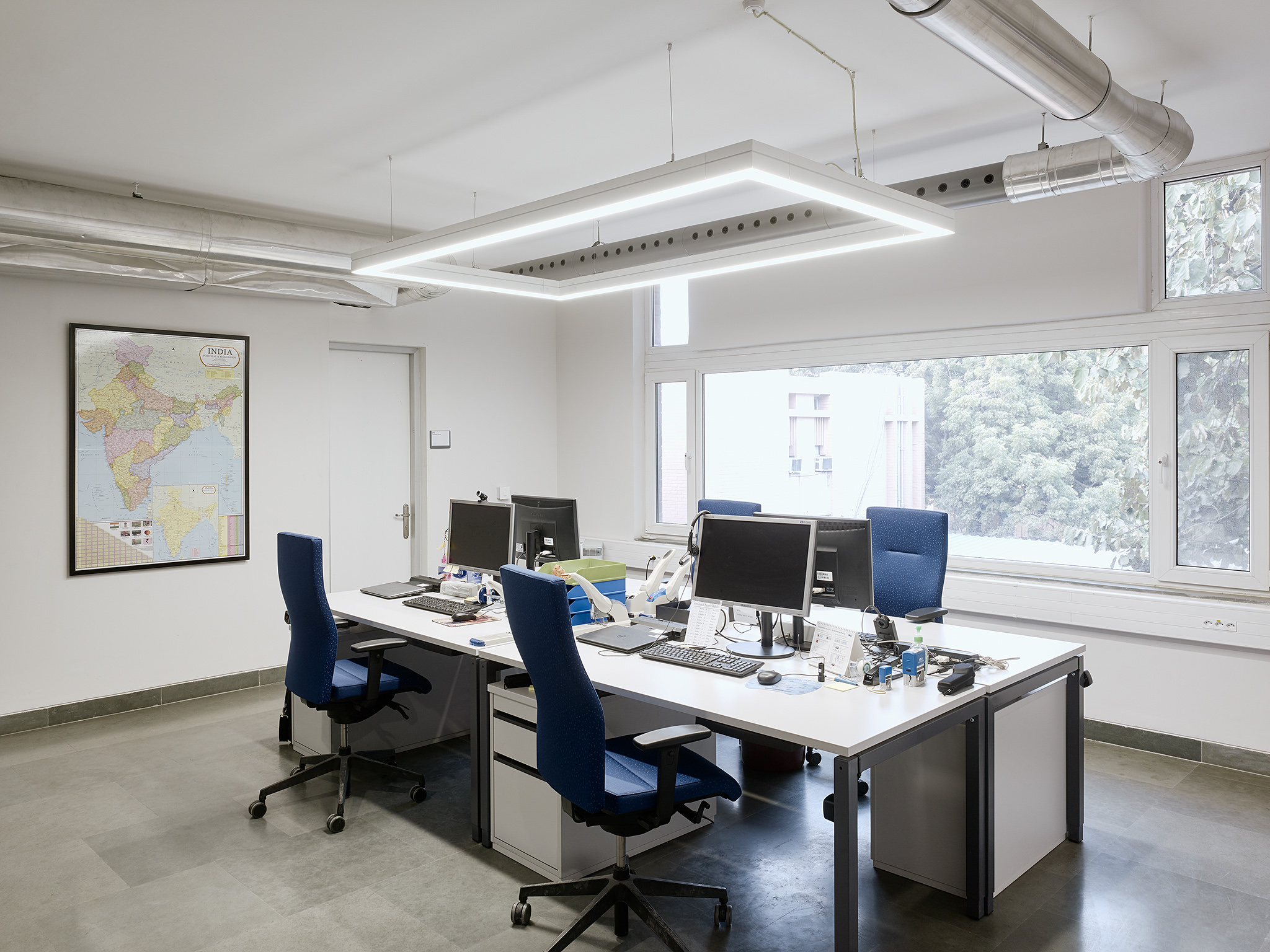 Swiss Embassy New Delhi, Documentation Auxiliary Buildings + Solar System